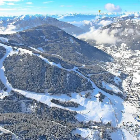 Skyloft Bergnest Ferienhaus *